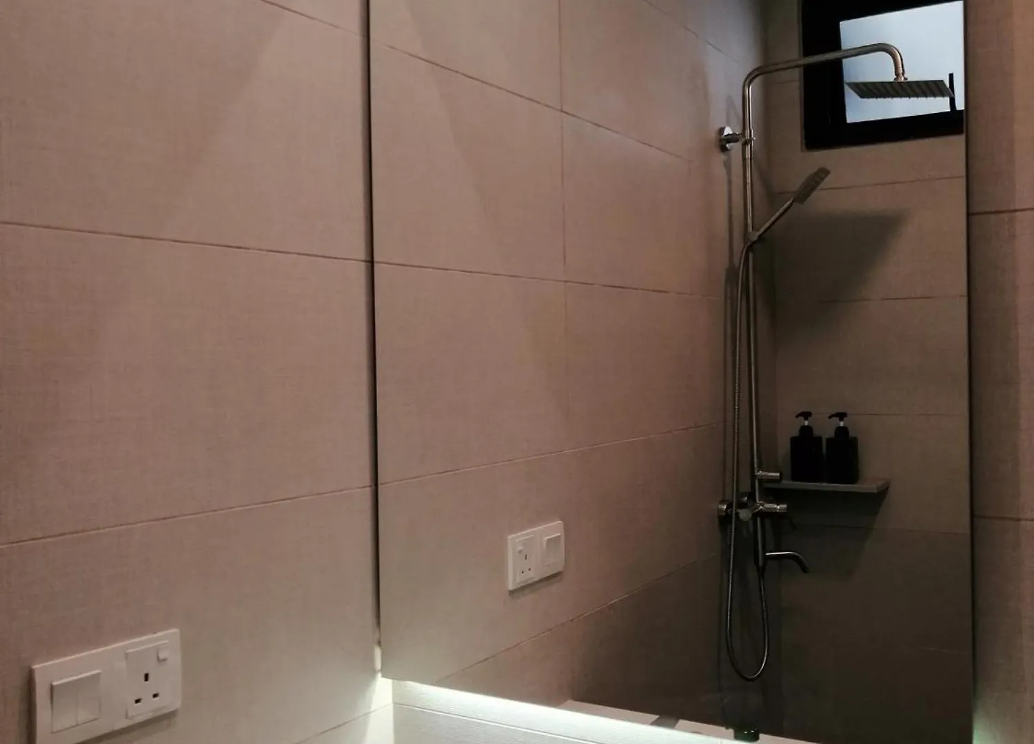 City Tropical Home II جورج تاون