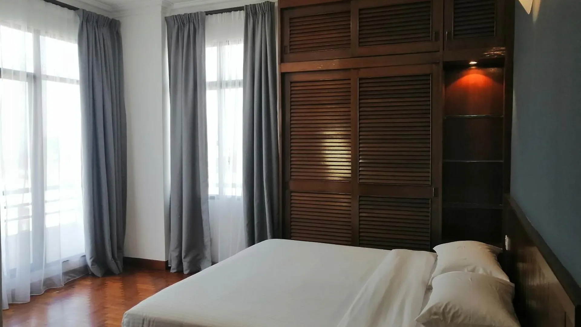 City Tropical Home II جورج تاون